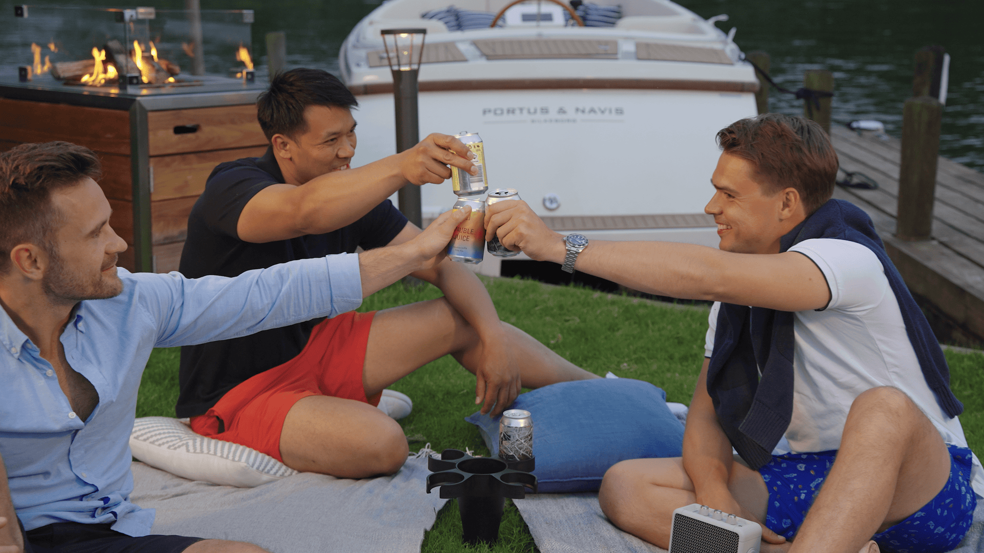 Indlæs video: Kopholder /- Flaskeholder til både og picnic